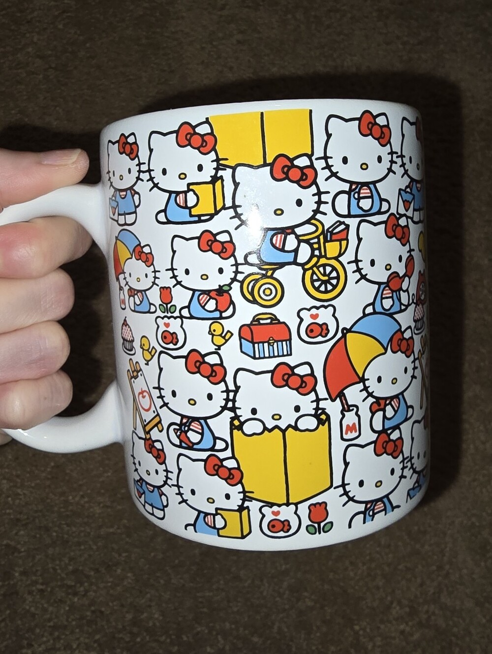 Hello Kitty ceramic mug 16oz